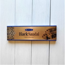 تصویر عود خوشبو کننده شاخه ای ساتیا Satya مدل بلک صندل ( صندل سیاه ) Black Sandal 