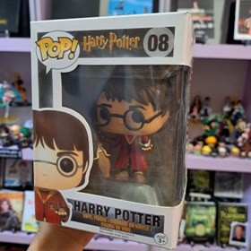 تصویر فانکوپاپ هری پاتر با جارو کوییدیچ و گوی زرین Harry Potter 