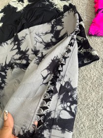 تصویر شورتک سیملس گرم بالا پشت چیندار بغل زاپدار وارداتی کد ۶۰۳ 