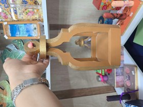 تصویر فانوس چوبی کوچک 