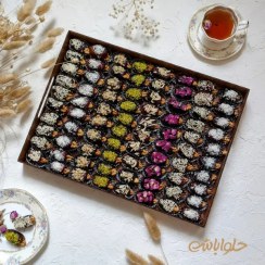 تصویر سینی خرما مغزدار ۸۰ عددی 