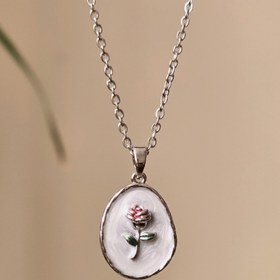 تصویر گردنبند رز میناکاری 