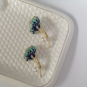 تصویر گل سینه نیلوفر آبی 