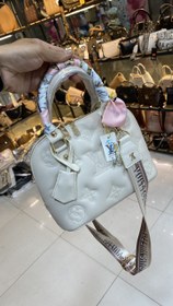 تصویر کیف ال وی مدل 3256 نيم گرد 