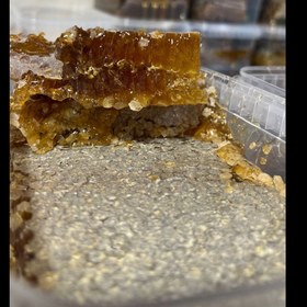 تصویر عسل موم دار سبلان 