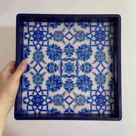 تصویر سینی پذیرایی رزینی طرح سنتی 