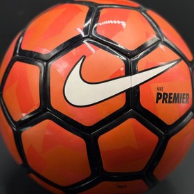 تصویر توپ سایز ۴ توپ تنبل سالنی