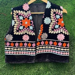 تصویر جلیقه خاص پشت هم سوزندوزی 