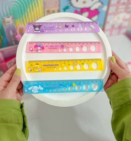 تصویر خطکش کرومی و دوستان 