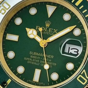 تصویر ساعت مچی رولکس ست ساب مارینر اتومات طلایی صفحه سبز ROLEX SUBMARINER GOLD 14523 