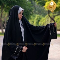 تصویر چادر جده یاسمین منجوق‌دوزی طرح اشکی 