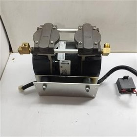 تصویر پمپ وکیوم خشک دو سیلندر usa 