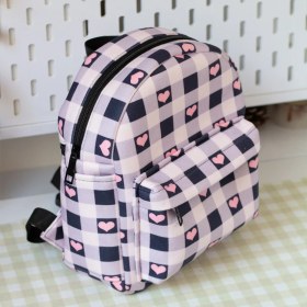 تصویر کوله پشتی طرح قلبی 