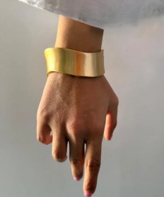 تصویر بنگل طلایی مات موج کد BA00077 