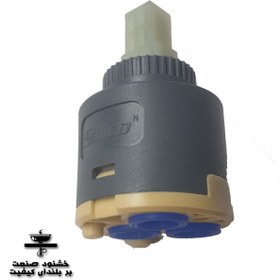 تصویر کاتریج چهل پایه بلند 