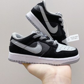 تصویر کتونی بچه گانه نایک اس بی دانک بدون ساق شادو طوسی Nike SB DUNK low 