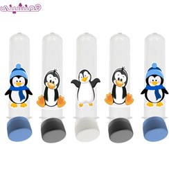 تصویر کپسول گیفت (کندی باکس) اسمارتیز جشن و تولد مدل تم پنگوین مجموعه 5 عددی 