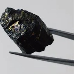 تصویر راف سنگ تورمالین سیاه ( شورلیت ) معدنی افغانستان 
