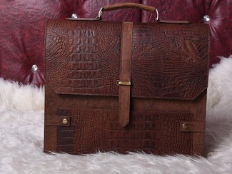 تصویر کیف اداری مدل رامونا 