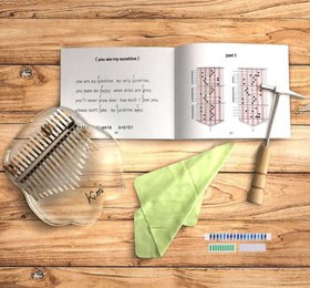 تصویر کالیمبا کیمی مدل M10 طرح خرس هولوگرامی 