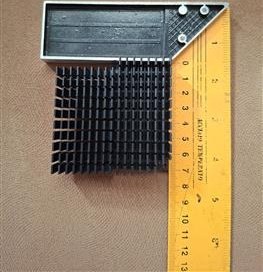 تصویر هیت سینک آلومینیومی مشکی 