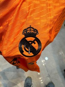 تصویر کیت تک پلیری ئال مادرید 2024 - نارنجی / player kit 2 real madrid