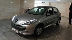 تصویر پژو 207 مدل 1404 ا دنده ای سقف شیشه ای - TU5P دنده ای سقف شیشه ای - TU5P