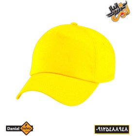 تصویر کلاه نقاب دار زرد 