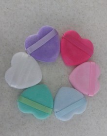 تصویر پد آرایشی انگشتی مخملی مدل قلبی Heart model velvet finger makeup pad