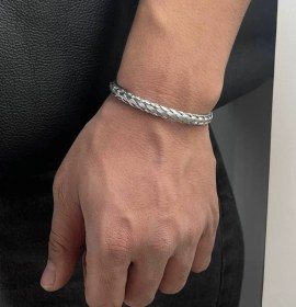 تصویر دستبند بنگل حصیری مردانه استیل 