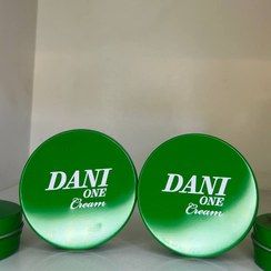 تصویر کرم مرطوب کننده کاسه ای سبز 