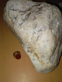 تصویر یاقوت عجیب غول پیکر 5 کیلویی توضیحات 