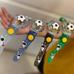 تصویر ساعت اسپینری چراغدار پسرانه طرح فوتبالی فضانورد 