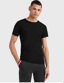 تصویر تی‌شرت‌های کشی ضروری مردانه بسته ۳ عددی، مشکی برند Tommy Hilfiger Men's 3-Pack Premium Essential Stretch T-Shirts, Black