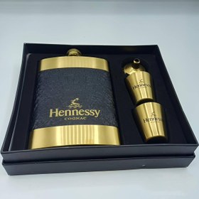 تصویر هیپ فلاسک دوشات 