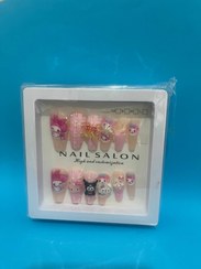 تصویر پک ناخن مصنوعی طرح دار برجسته جعبه دار دوازده عددی به همراه چسب ناخن وپنس - ۱۳ 