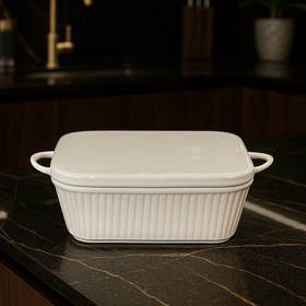 تصویر مرغ‌خوری مربع سرامیکی 