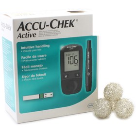 تصویر دستگاه تست قند خون اکیوچک پرفورما ا Accu-Check Performa Blood Glucose Testing Machine Accu-Check Performa Blood Glucose Testing Machine
