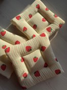 تصویر بالشتک ماگ توت فرنگی 