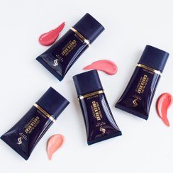 تصویر رژگونه مایع ساریسا گلد با بافت سبک با پیگمنت بالا - ۹۵ SARISA GOLD