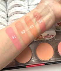 تصویر رژ گونه تکی گابربنی 