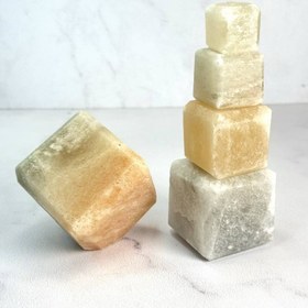 تصویر سنگ نمک مکعب 