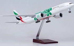 تصویر ماکت هواپیما بوئینگ ۷۷۷ امارات | Airplane Model 1:150 Boeing 777-300 Emirates Expo 