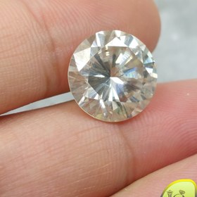 تصویر نگین مویزانایت 