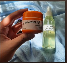 تصویر کرم و سرم ویتامین سی ویتامین