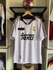 تصویر کیت کلاسیک رئال‌مادرید 