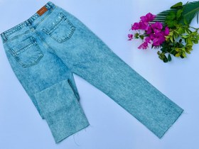 تصویر شلوار جین پایین ریش Pants