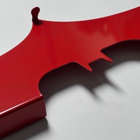 تصویر آویز لباس بزرگ قرمز bat-hook 