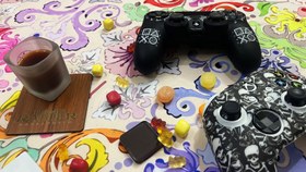 تصویر زیرلیوانی بازی tomb raider 