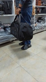 تصویر ساک ورزشی‌ بزرگ جاکفشی دار برزنتی نایک 